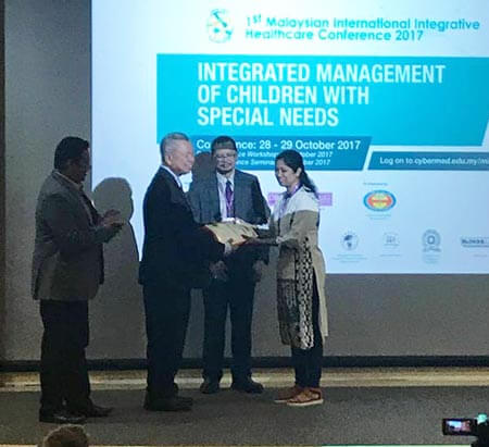 Dr Vaishali wins award for case history of lycopodium